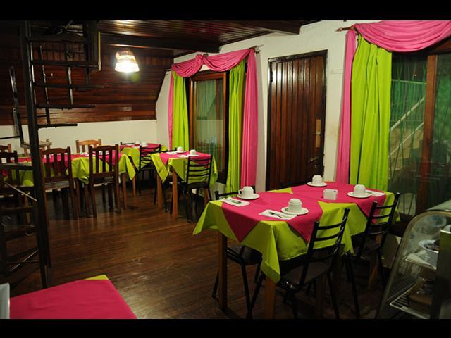 Hôtel Residencial Los Rios à Puerto Iguazú Extérieur photo